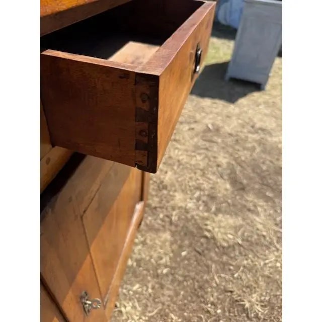 18th Century French Country Louis XV Walnut Sideboard / Buffet For Sale - Image 6 of 18