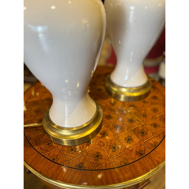Pair of Midcentury Porcelain Lamps Greek Key Detail For Sale In Phoenix - Image 6 of 6