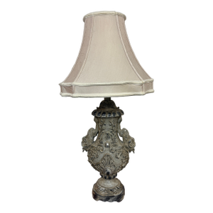 Vintage Style Dolphin Embellished Table Lamp