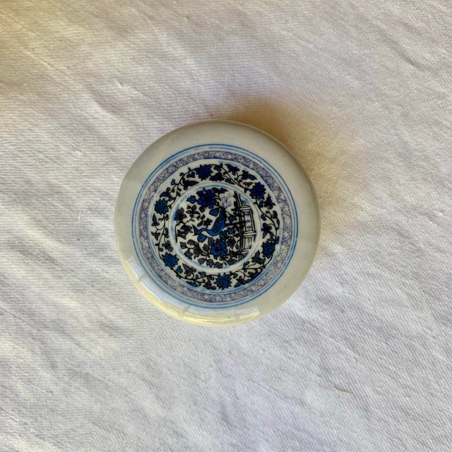 1990s Fabian Jouvin Paris Porcelain Tea Cannister Jar For Sale In New York - Image 6 of 8