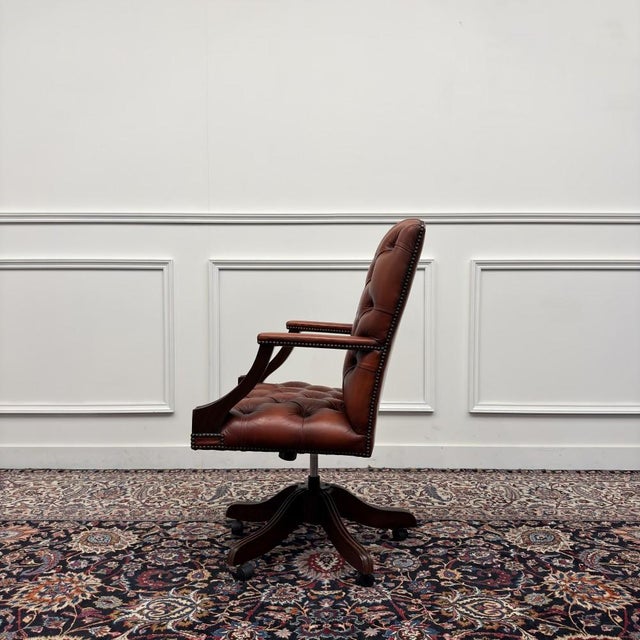 About this English Chesterfield Office Chair President Chair Classic and Elegant | Antique office chairs in English,...
