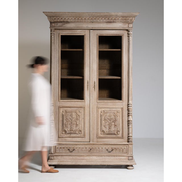 White Carved Oak Vitrine Late 19th Century France For Sale - Image 8 of 17