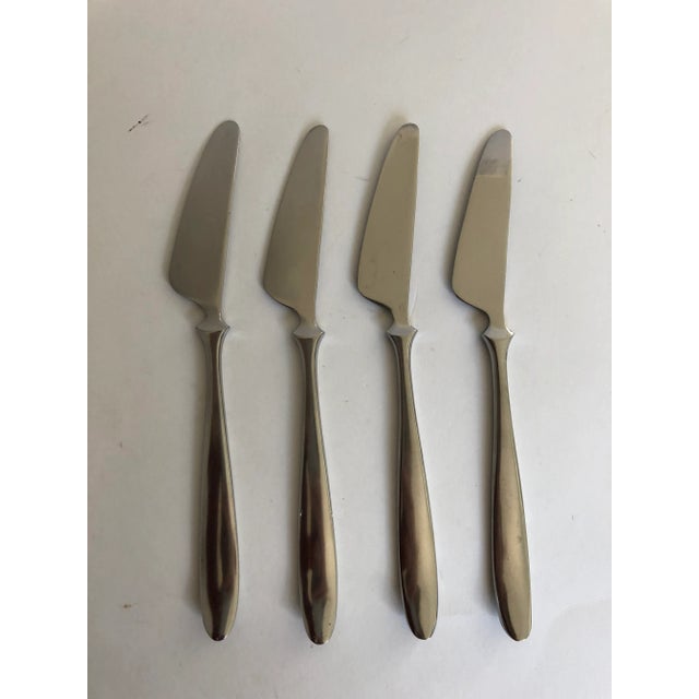 Dansk Midcentury Style Dansk Stainless Astrid Pattern Knives S/4 For Sale - Image 4 of 5
