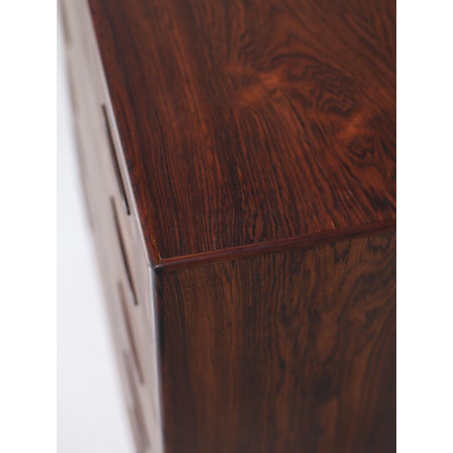 Rosewood Chest of Drawers by Henry Rosengren Hansen, 1960s For Sale - Image 10 of 18