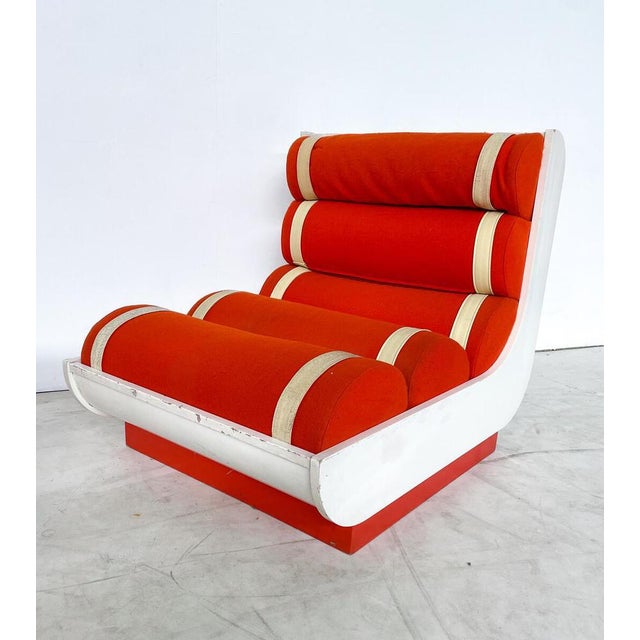 Set of Mid-Century Modern Italian Red Lounge Chairs, 1960s For Sale - Image 3 of 10
