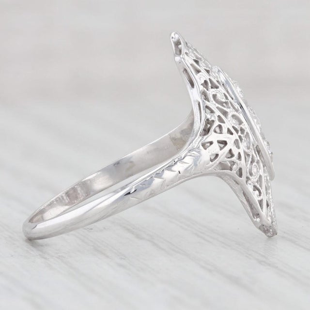 Vintage 0.12ctw Diamond 3-Stone Filigree Ring 18k White Gold Size 9.5 For Sale - Image 4 of 7