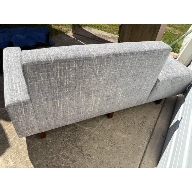 This is a late 20th century Italian newly upholstered chaise long. This chaise long has been newly upholstered in a soft...