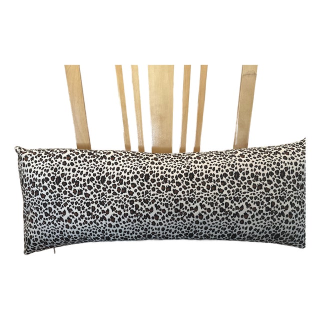Handcrafted Decorative Pillow Case For Sale