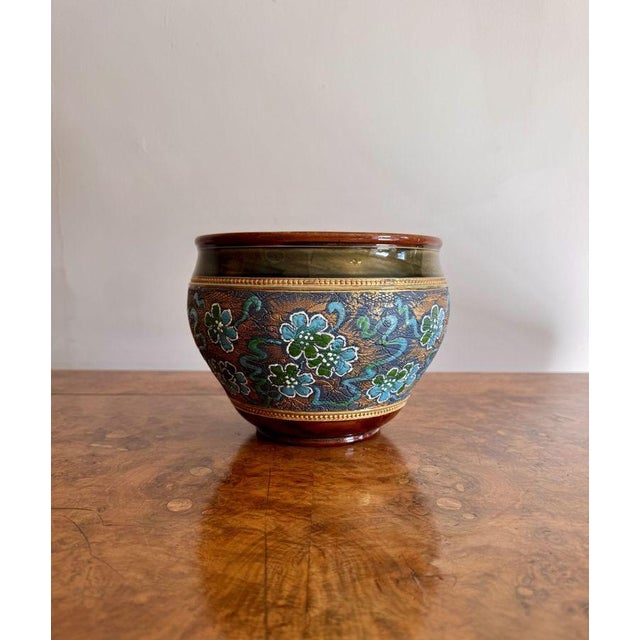 Antique Jardiniere from Royal Doulton, 1920 For Sale - Image 4 of 7