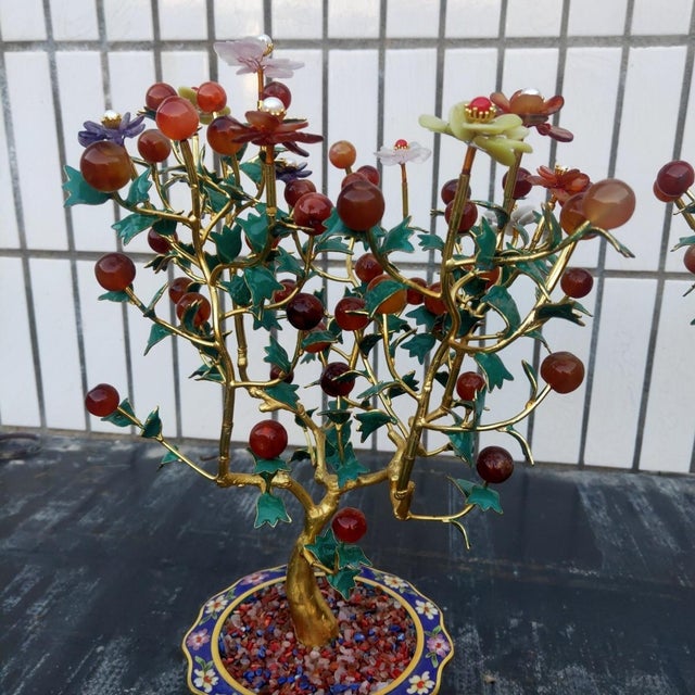 Pair of Vintage Gemstone & Cloisonné Enamel Bonsai Trees – Agate, Crystal & Pearl Fruit For Sale - Image 9 of 12
