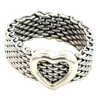 1990s Tiffany & Co Estate Somerset Heart Ring Size 5.5 Sterling Silver 6.5 mm For Sale