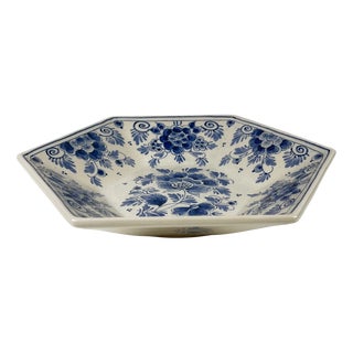 Shallow Delftware Dish attributed to Royal Delft, 1920s For Sale