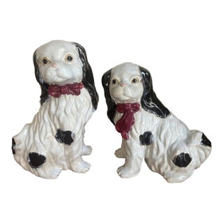 Pair of Vintage Staffordshire Glazed Pottery Spaniel Cavaliers For Sale