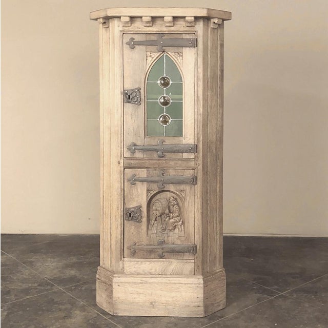 Pair Rustic Gothic Revival Oak Corner Wine Cabinets ~ Vitrines For Sale - Image 15 of 17