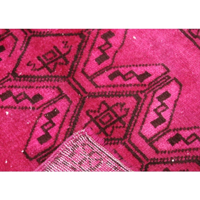 This Vintage Turkish Oushak Yastic is a classic and timeless piece of art. It's made from 100% yastic-wool on wool with...