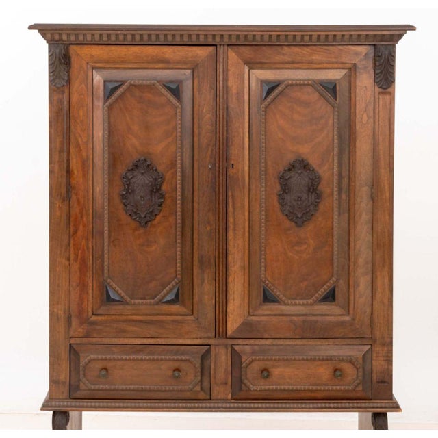 Renaissance Revival Walnut Linen Press For Sale - Image 4 of 10