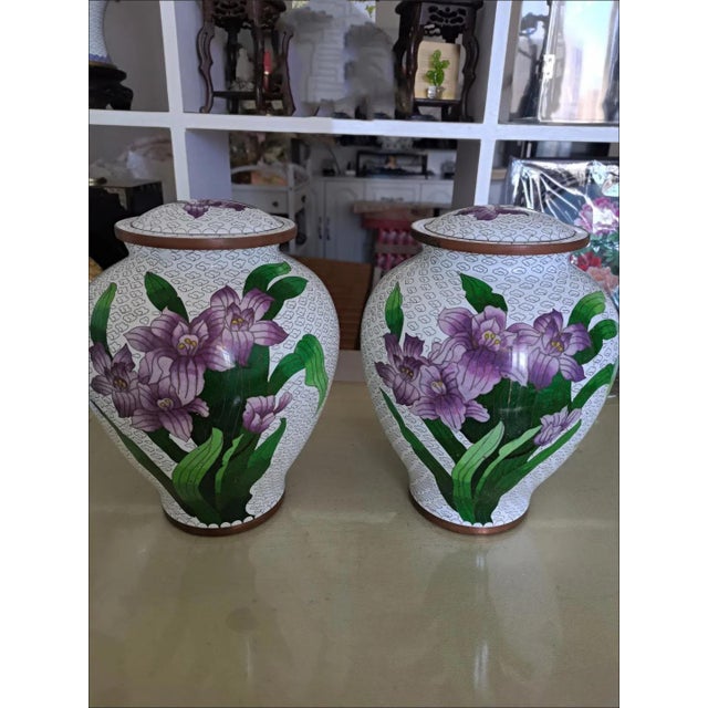 Pair of Vintage Cloisonné Enamel Iris Floral Lidded Jars / Tea Caddies For Sale - Image 13 of 15
