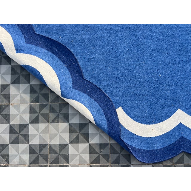 Sky Blue Handmade Cotton Round Scalloped Rug, Sky Blue, Cream and Royal Blue Border Dhurrie-12' Round For Sale - Image 8 of 10
