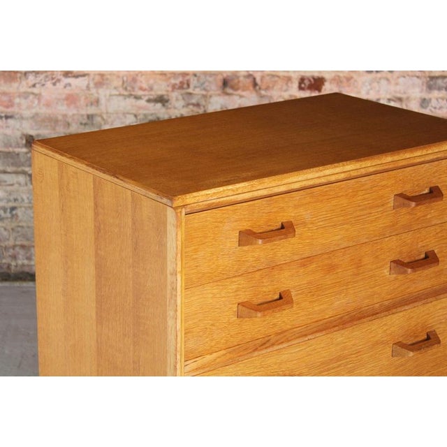 Mid-Century Oak Brandon Chest of Drawers from G-Plan, 1950s For Sale - Image 4 of 11