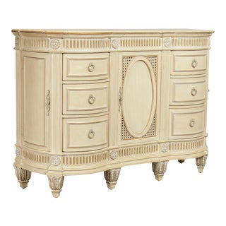 Pulaski French Louis XVI Cream Painted Joliette Vanity Dresser For Sale