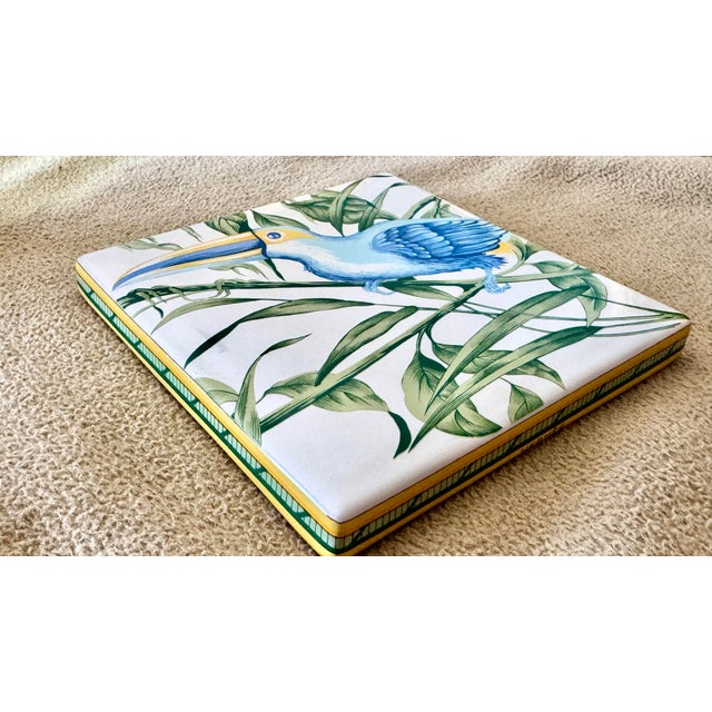 1980s Vintage 1980s Hermès Moustiers Faience "Toucans" Centerpiece Tile / Trivet For Sale - Image 5 of 7