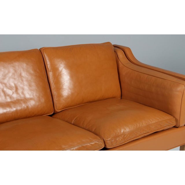 Børge Mogensen Model 2213 3-Seater Sofa by Børge Mogensen for Fredericia For Sale - Image 4 of 8