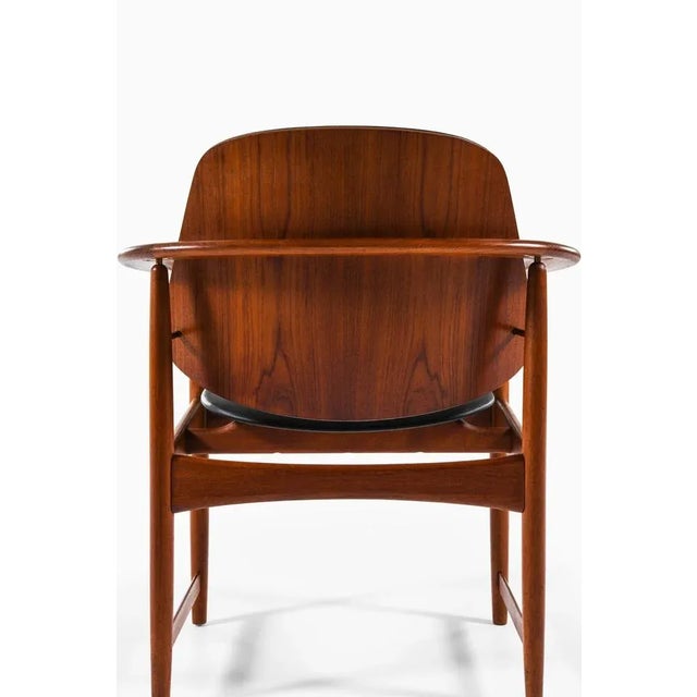 Black Set of Armchairs Produced by Arne Hovmand-Olsen for Onsild Møbelfabrik, 1960s For Sale - Image 8 of 10