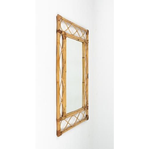 Mid-Century French Riviera Curved Bamboo and Rattan Wall Mirror, Italy, 1970s For Sale - Image 4 of 11