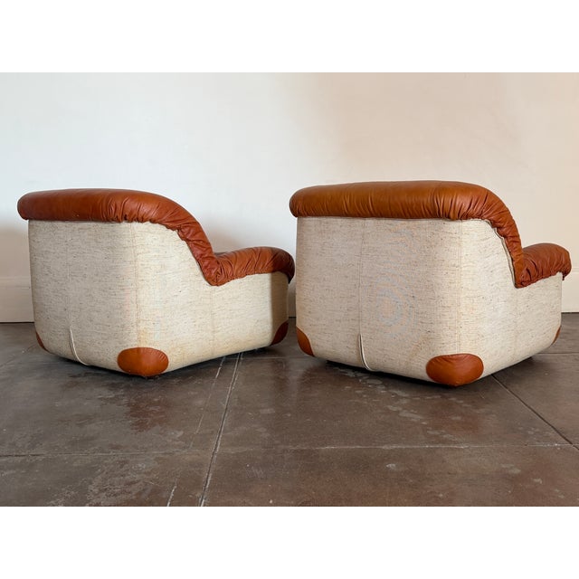Textile Vintage 1970s Italian Leather Swan Chairs For Sale - Image 7 of 9