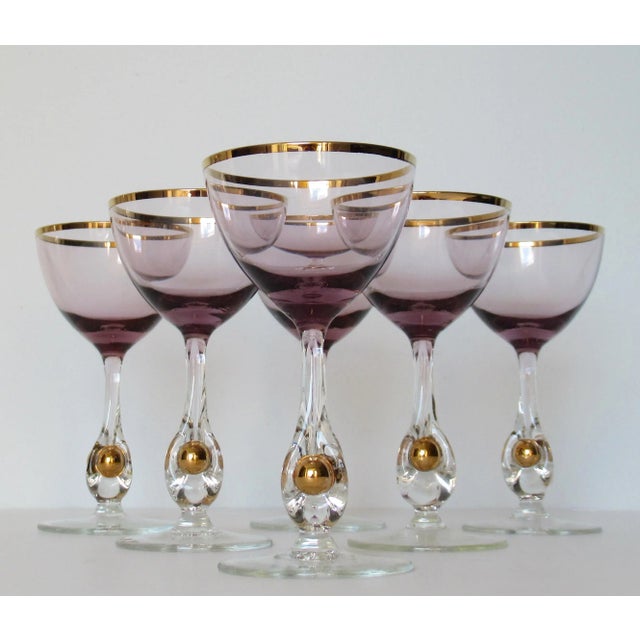 C.1950's Czech Josef Stanik -"Zlata Zuzana" Handblown Amethyst With Gilt Gold Rimmed Stemmed Crystal Apperitif Glasses - Set of 6 For Sale - Image 13 of 13