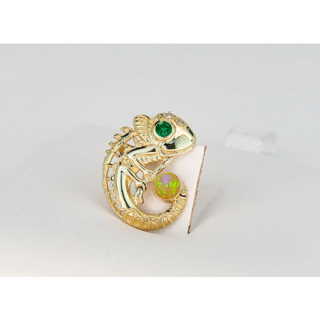 Chameleon Pendant With Opal in 14k Gold For Sale - Image 6 of 9