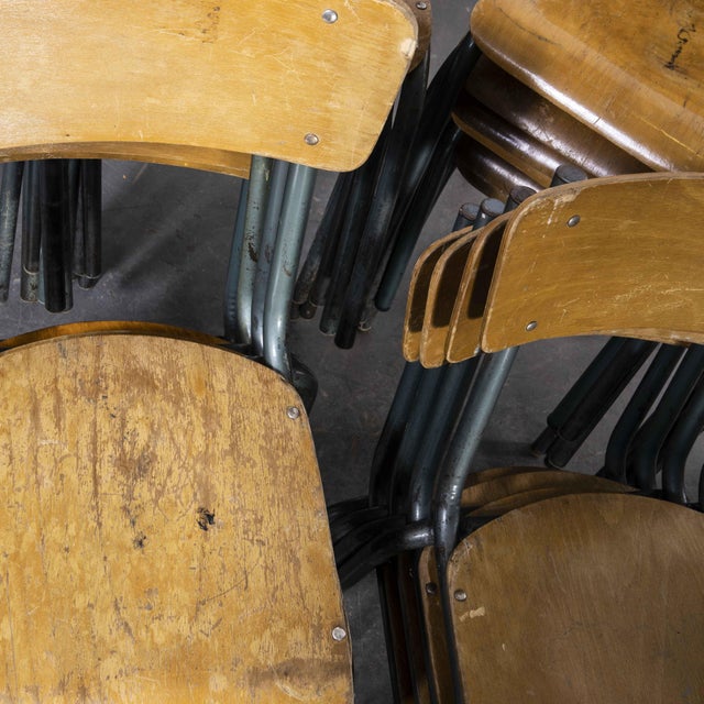 1950s French Aqua Model 511 Stacking Dining Chair from Mullca, 1950s For Sale - Image 5 of 10