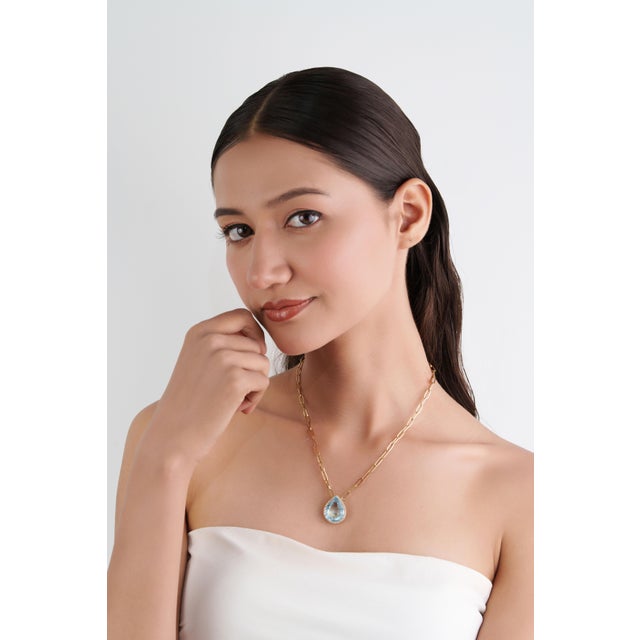 Certified 14.22Ct Aquamarine & Diamond Paperclip Pendant Necklace in 14k Gold For Sale - Image 11 of 17
