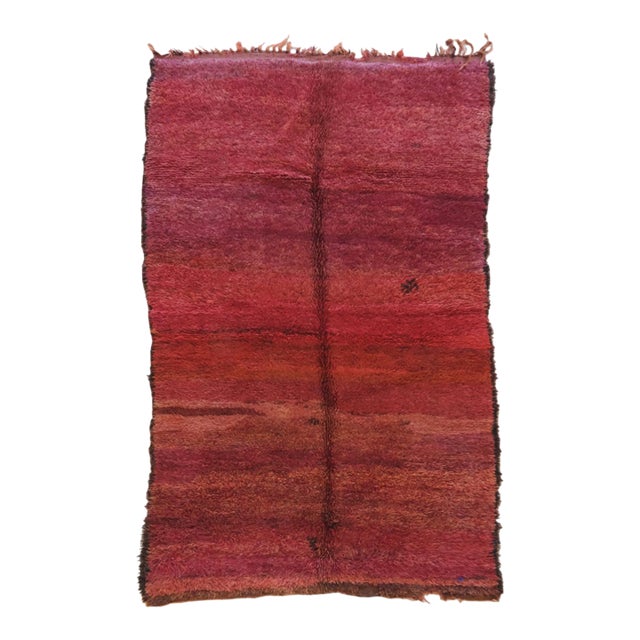 1980s Solid Red Moroccan Wool Rug - 8.6 X 5.1 Ft For Sale