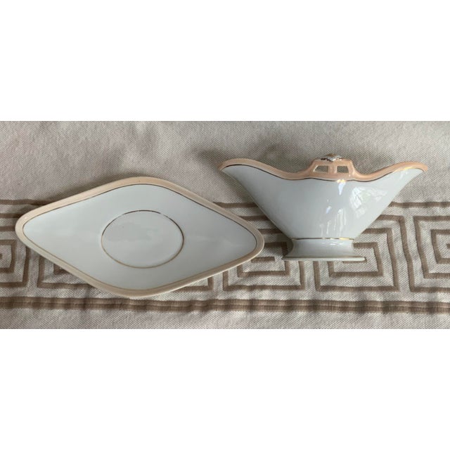 French 19th Century French Porcelain Sauce Boat With Underliner For Sale - Image 3 of 12
