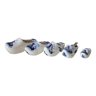 Misc Collection of 5 Vintage Blue & White Delft Pottery Shoe Ashtrays For Sale