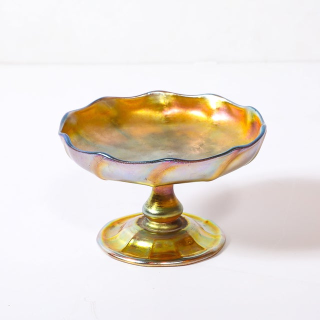 Art Nouveau Iridescent Yellow Blue Favrile Glass Footed Dish Signed Tiffany & Co For Sale In New York - Image 6 of 17