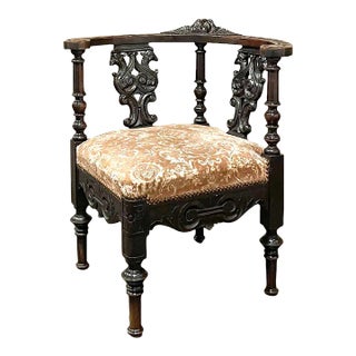 19th Century Italian Renaissance Corner Armchair For Sale