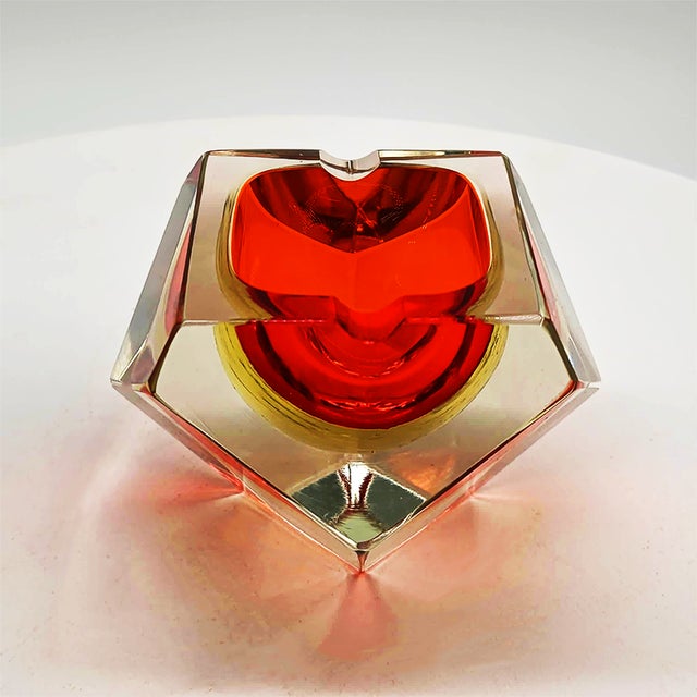 Flavio Poli Ashtray or Catch-All in Murano Glass attributed to Flavio Poli for Seguso, 1960s For Sale - Image 4 of 8