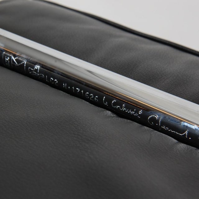 Vintage LC 2/1 Club Chair in Black Leather from Le Corbusier, 2000s For Sale - Image 16 of 18