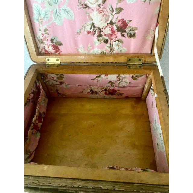 Contemporary Vintage American Wicker and Rattan Two-Tier Sewing Basket Stand With Original Lining. For Sale - Image 3 of 15