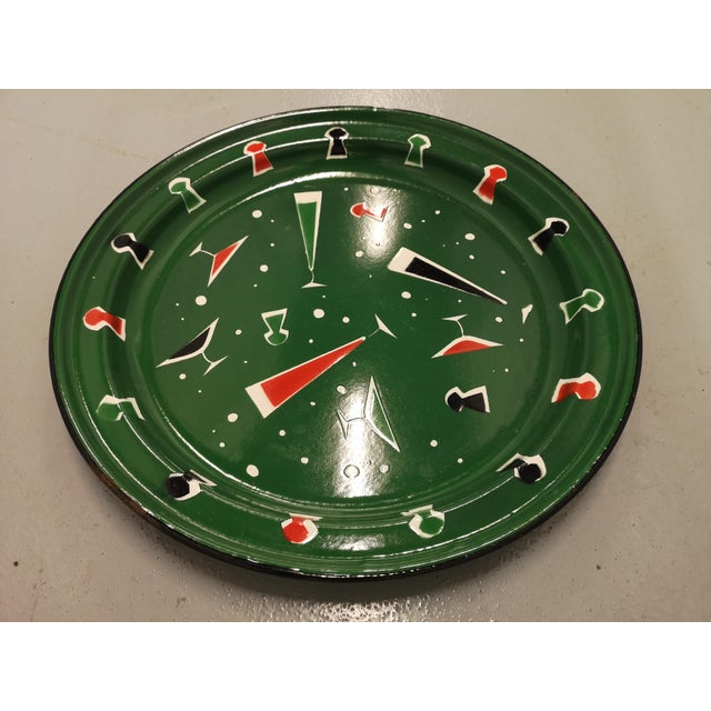 Round Serving Cocktail Tray in Green Enamel Metal, 1970s For Sale - Image 11 of 15