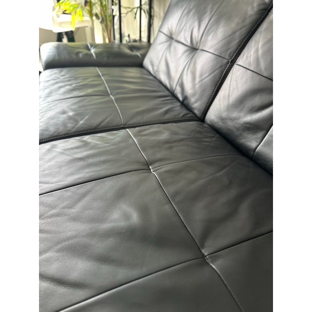 Designer Italian-Style Leather Sofa in Carbon Black For Sale In New York - Image 6 of 10