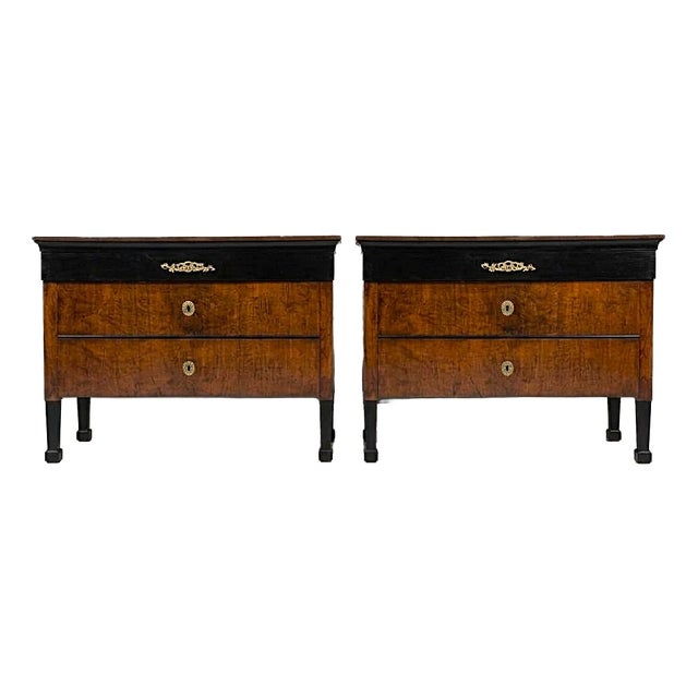 Directoire Chests of Drawers in Bolognesi Walnut, 1790, Set of 2 For Sale