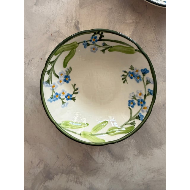 Dark Green Vintage Franciscan Forget Me Not Bowls 7 Inch Hand Decorated - Set of 4 For Sale - Image 8 of 12