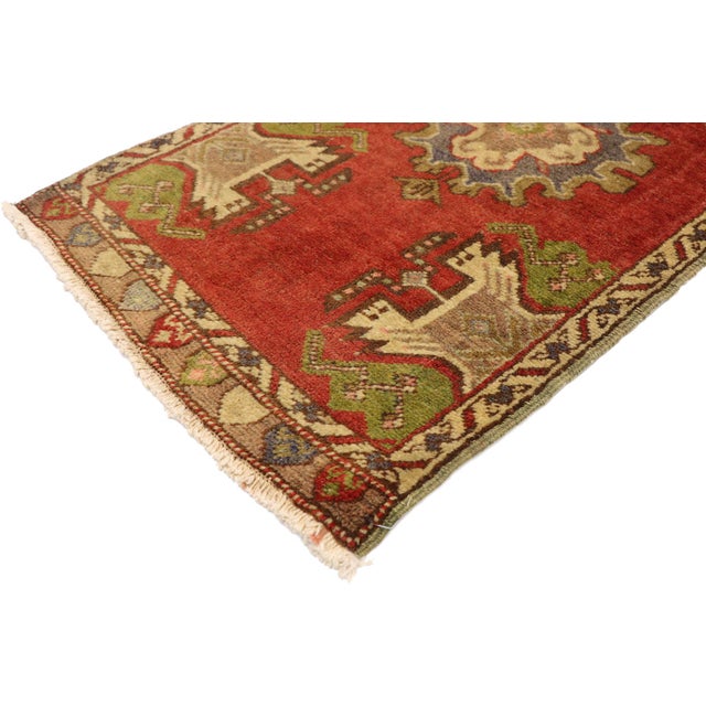 51475 Vintage Turkish Yastik Rug, 01'08 x 03'00. This hand-knotted wool vintage Turkish Yastik rug exudes a timeless charm...
