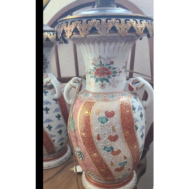 Asian Vintage Japanese Kutani Elephant Handle Porcelain Vase Lamps Hand Painted Pair For Sale - Image 3 of 9