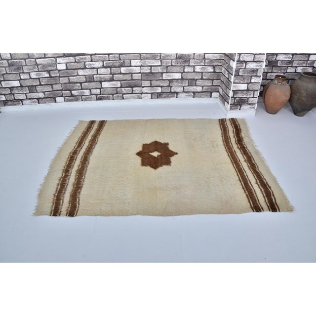 Vintage Oushak White Blanket Rug For Sale - Image 9 of 10