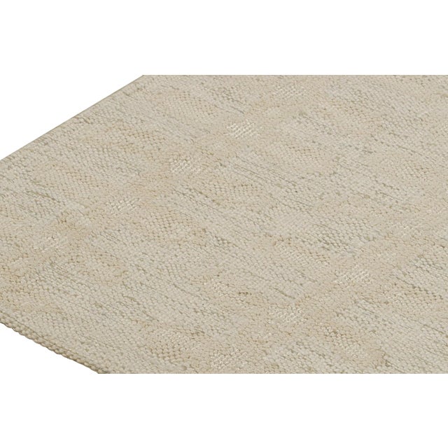 2010s 2010s Rug & Kilim’s Scandinavian Style Kilim in Pearl White With Floral Pattern For Sale - Image 5 of 8
