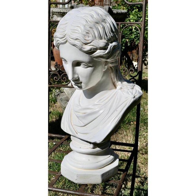Pre-Raphaelite Artist, Large Bust of Roman Lady, 1920, Plaster For Sale - Image 4 of 7
